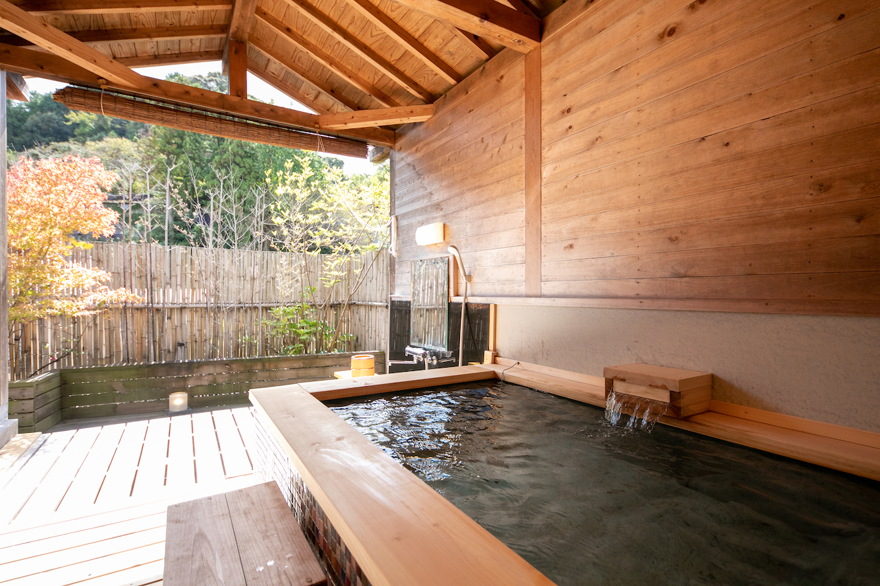 The Tsutsuji Room with attached outdoor bath