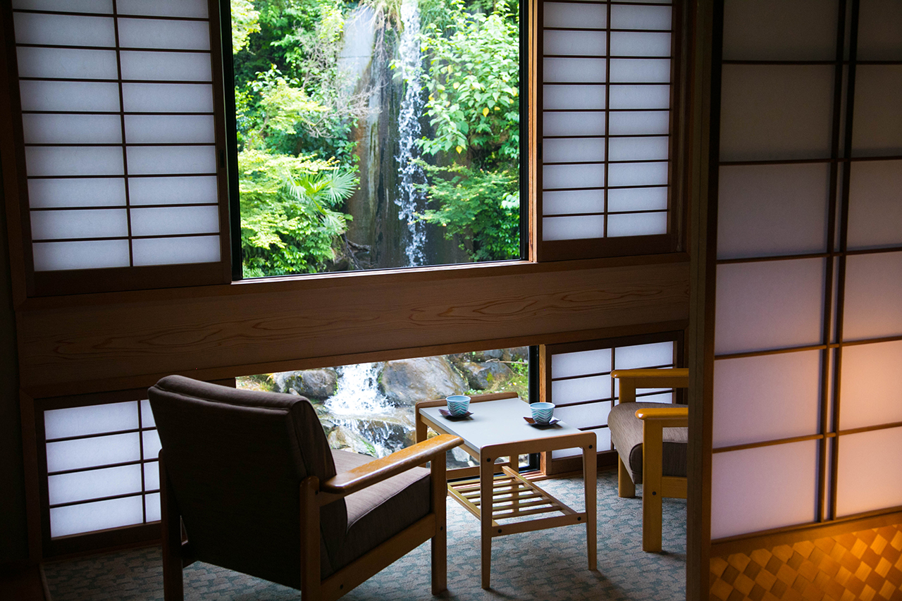 The Fukuchi Room with attached outdoor bath